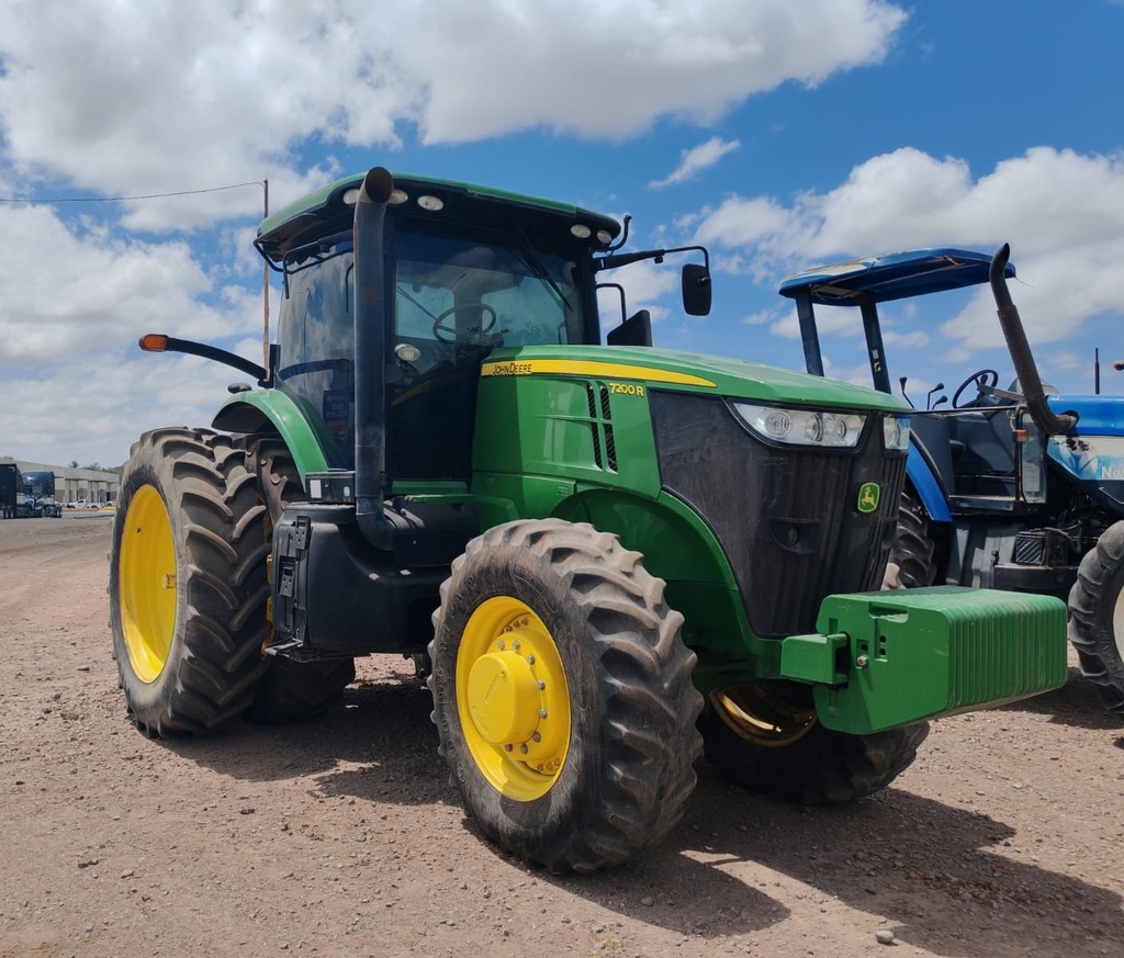 JOHN DEERE 7200 R SEMINUEVO AÑO 2017