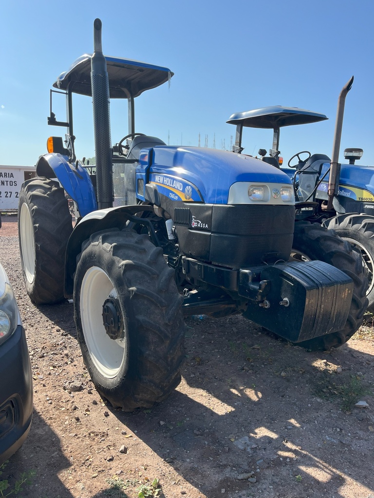 TS6.125 4WD 8X8 MS ROPS SEMINUEVO AÑO 2015