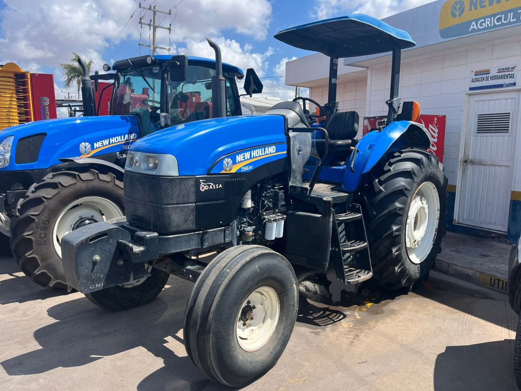 TS6.110 2WD 8X8 MS ROPS PRE-OWNED YEAR 2018