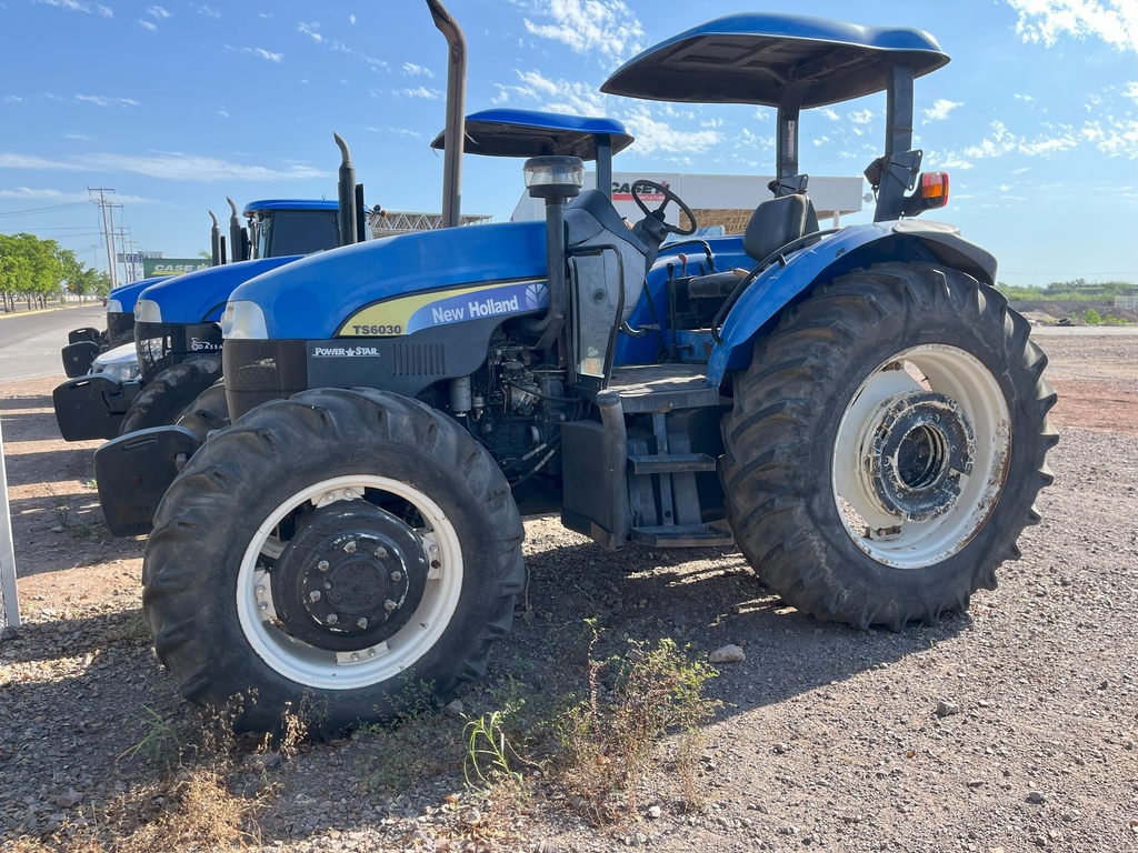 TS6.125 4WD 8X8 MS