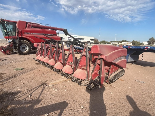 [CABEZAL PARA MAIZ 8 SURCOS MOD. 3408 SEMINUEVO] SEMI-NEW CORN HEADER 8 ROW MODEL 3408