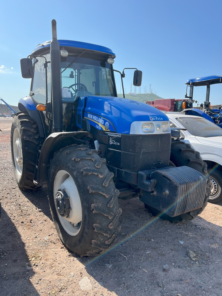 [TS6.125 4WD R38 C/CAB 8X8 PS SEMINUEVO] TS6.125 4WD R38 C/CAB 8X8 PS