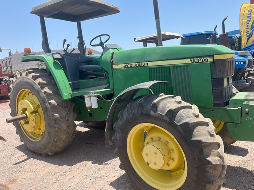 [JOHN DEERE 7500 4WD ROPS DR SEMINUEVO] JOHN DEERE 7500 4WD ROPS DR SEMINUEVO AÑO 2000